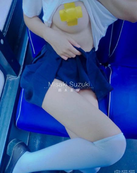 甜言蜜语诱骗小萝莉足交啪啪_高清全集免费观看