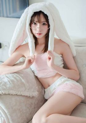 公和我做好爽添厨房av片_超清高清完整版