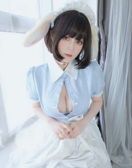 老人和人妻在线中文字幕_BD免费观看视频
