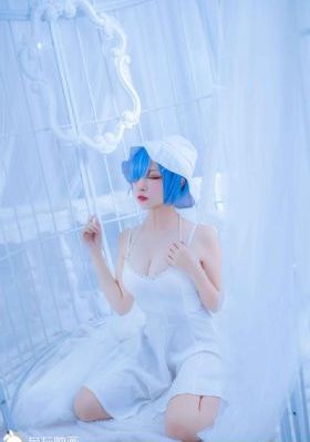 日韩美女免费_HDBD在线观看