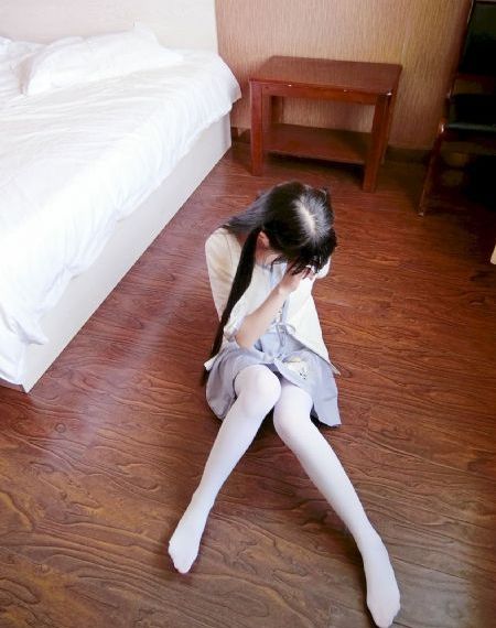 欧美大尺度全裸影片在线播放_有字幕完整版