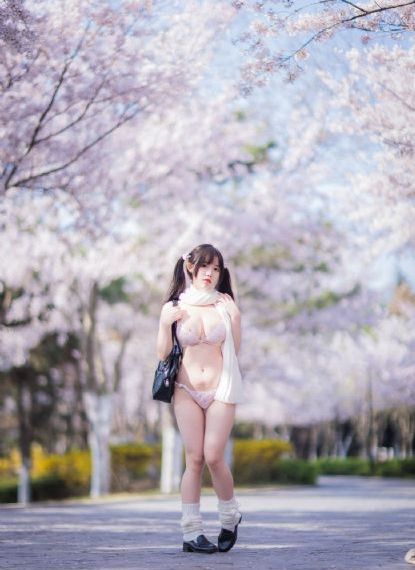 欧美激情五月_全集神马影院